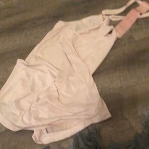 Dry fit tank gently used